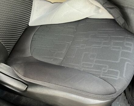 Сірий Кіа Ріо, об'ємом двигуна 1.6 л та пробігом 150 тис. км за 7200 $, фото 10 на Automoto.ua