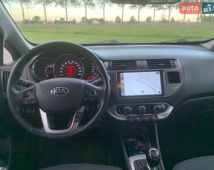 Сірий Кіа Ріо, об'ємом двигуна 1.12 л та пробігом 205 тис. км за 5500 $, фото 9 на Automoto.ua