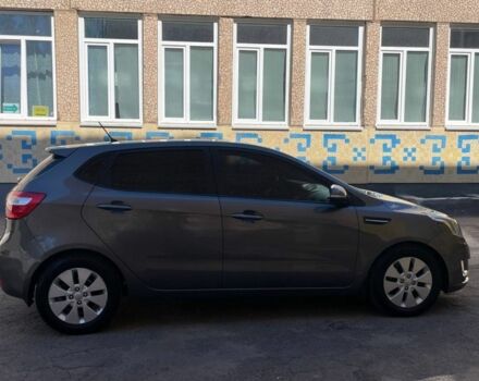 Серый Киа Рио, объемом двигателя 1.6 л и пробегом 160 тыс. км за 7792 $, фото 5 на Automoto.ua