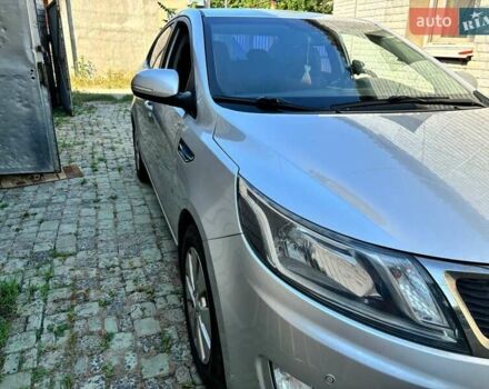 Серый Киа Рио, объемом двигателя 1.59 л и пробегом 145 тыс. км за 8800 $, фото 4 на Automoto.ua