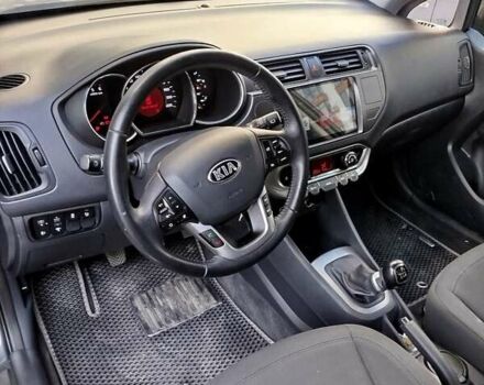 Сірий Кіа Ріо, об'ємом двигуна 1.12 л та пробігом 174 тис. км за 7100 $, фото 8 на Automoto.ua