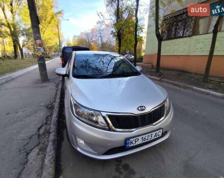 Серый Киа Рио, объемом двигателя 1.6 л и пробегом 218 тыс. км за 6500 $, фото 2 на Automoto.ua