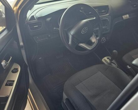 Серый Киа Рио, объемом двигателя 1.4 л и пробегом 103 тыс. км за 3300 $, фото 7 на Automoto.ua