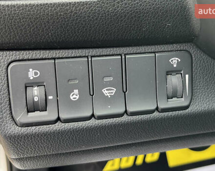 Серый Киа Рио, объемом двигателя 1.59 л и пробегом 218 тыс. км за 8500 $, фото 12 на Automoto.ua