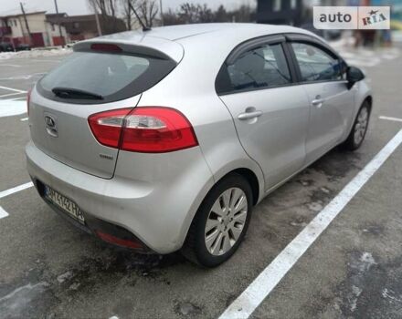 Сірий Кіа Ріо, об'ємом двигуна 1.12 л та пробігом 196 тис. км за 7500 $, фото 4 на Automoto.ua