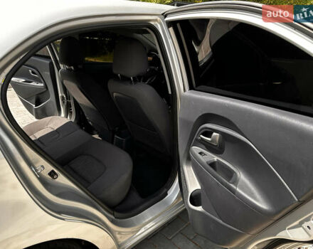Серый Киа Рио, объемом двигателя 1.1 л и пробегом 190 тыс. км за 5999 $, фото 41 на Automoto.ua