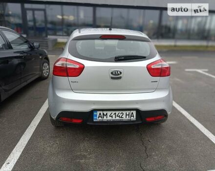 Сірий Кіа Ріо, об'ємом двигуна 1.12 л та пробігом 196 тис. км за 7500 $, фото 8 на Automoto.ua