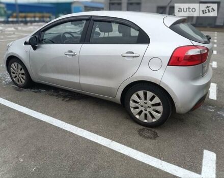 Сірий Кіа Ріо, об'ємом двигуна 1.12 л та пробігом 196 тис. км за 7500 $, фото 5 на Automoto.ua