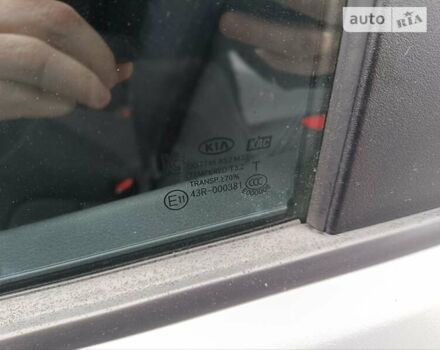 Сірий Кіа Ріо, об'ємом двигуна 1.12 л та пробігом 196 тис. км за 7500 $, фото 25 на Automoto.ua