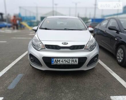 Сірий Кіа Ріо, об'ємом двигуна 1.12 л та пробігом 196 тис. км за 7500 $, фото 1 на Automoto.ua