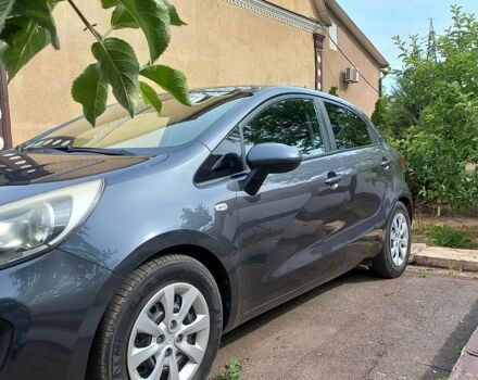 Серый Киа Рио, объемом двигателя 1.12 л и пробегом 198 тыс. км за 6500 $, фото 1 на Automoto.ua