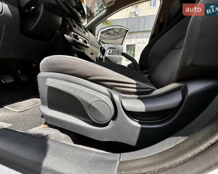 Серый Киа Рио, объемом двигателя 1.1 л и пробегом 190 тыс. км за 5999 $, фото 34 на Automoto.ua