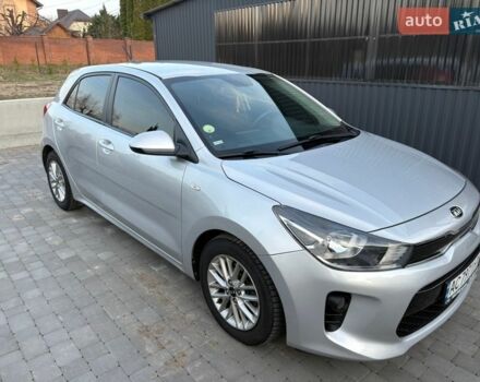 Сірий Кіа Ріо, об'ємом двигуна 1.4 л та пробігом 160 тис. км за 10500 $, фото 3 на Automoto.ua
