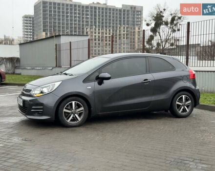 Серый Киа Рио, объемом двигателя 1.4 л и пробегом 85 тыс. км за 10999 $, фото 3 на Automoto.ua