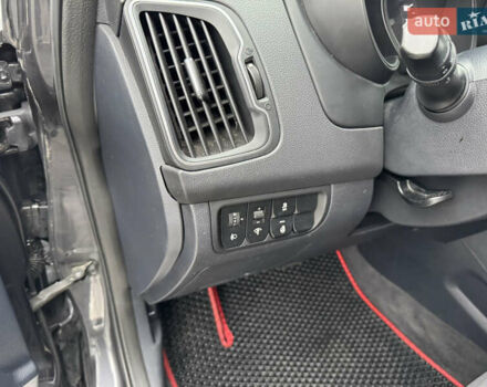 Серый Киа Рио, объемом двигателя 1.4 л и пробегом 85 тыс. км за 10999 $, фото 26 на Automoto.ua