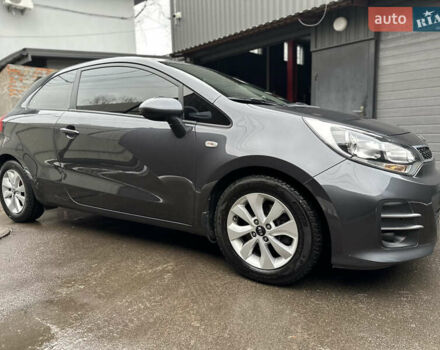 Серый Киа Рио, объемом двигателя 1.4 л и пробегом 56 тыс. км за 10800 $, фото 3 на Automoto.ua