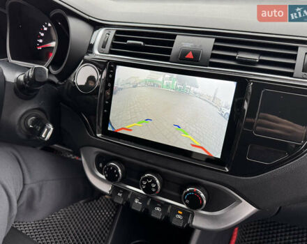 Серый Киа Рио, объемом двигателя 1.4 л и пробегом 85 тыс. км за 10999 $, фото 19 на Automoto.ua
