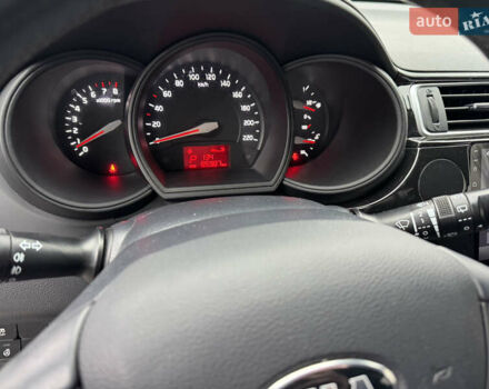 Серый Киа Рио, объемом двигателя 1.4 л и пробегом 85 тыс. км за 10999 $, фото 22 на Automoto.ua