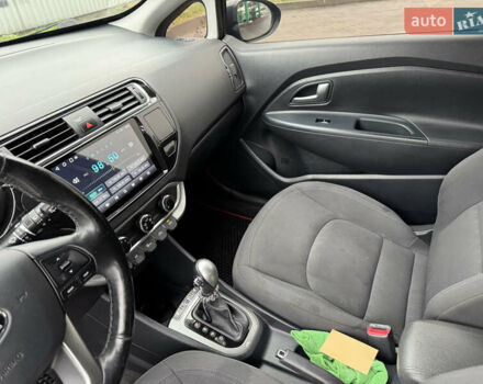 Серый Киа Рио, объемом двигателя 1.4 л и пробегом 85 тыс. км за 10999 $, фото 17 на Automoto.ua