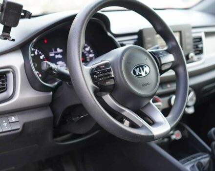 Серый Киа Рио, объемом двигателя 1.6 л и пробегом 80 тыс. км за 8300 $, фото 12 на Automoto.ua