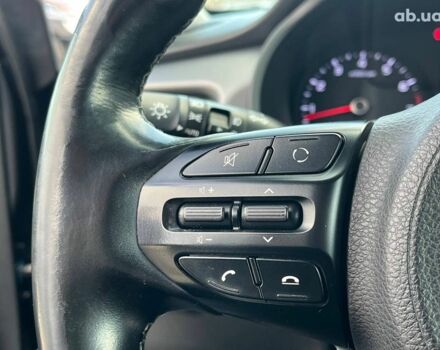 Сірий Кіа Ріо, об'ємом двигуна 1.4 л та пробігом 60 тис. км за 14890 $, фото 19 на Automoto.ua