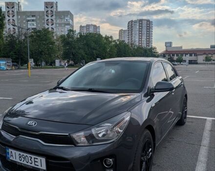 Сірий Кіа Ріо, об'ємом двигуна 1.25 л та пробігом 150 тис. км за 12500 $, фото 1 на Automoto.ua