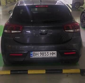 Сірий Кіа Ріо, об'ємом двигуна 1.4 л та пробігом 49 тис. км за 13500 $, фото 8 на Automoto.ua