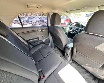 Серый Киа Рио, объемом двигателя 1.3 л и пробегом 90 тыс. км за 10200 $, фото 20 на Automoto.ua