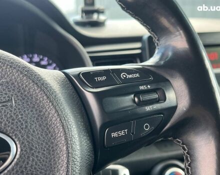 Сірий Кіа Ріо, об'ємом двигуна 1.4 л та пробігом 60 тис. км за 14890 $, фото 9 на Automoto.ua