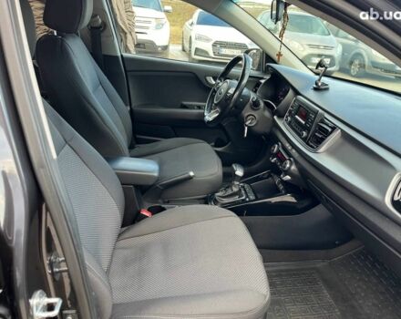 Сірий Кіа Ріо, об'ємом двигуна 1.4 л та пробігом 60 тис. км за 14890 $, фото 8 на Automoto.ua
