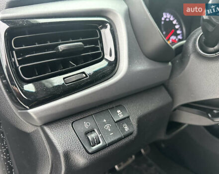Серый Киа Рио, объемом двигателя 1.37 л и пробегом 75 тыс. км за 7700 $, фото 13 на Automoto.ua