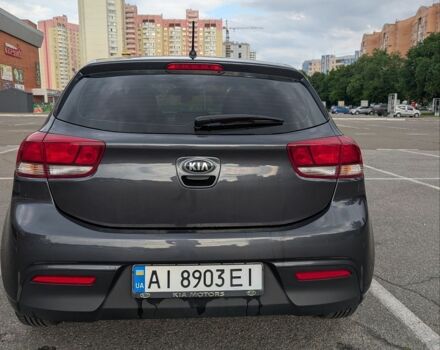 Сірий Кіа Ріо, об'ємом двигуна 1.25 л та пробігом 150 тис. км за 12500 $, фото 8 на Automoto.ua