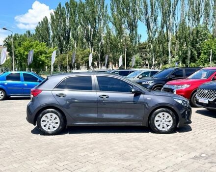 Серый Киа Рио, объемом двигателя 1.3 л и пробегом 90 тыс. км за 10200 $, фото 7 на Automoto.ua