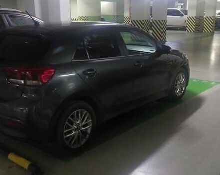Сірий Кіа Ріо, об'ємом двигуна 1.4 л та пробігом 49 тис. км за 13500 $, фото 5 на Automoto.ua