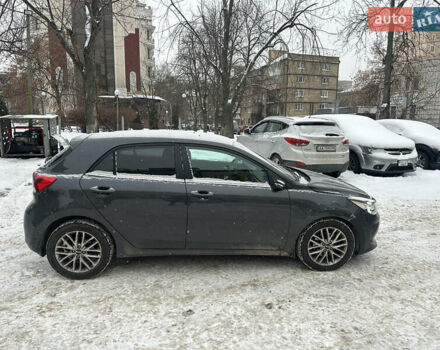Серый Киа Рио, объемом двигателя 1.37 л и пробегом 75 тыс. км за 7700 $, фото 2 на Automoto.ua