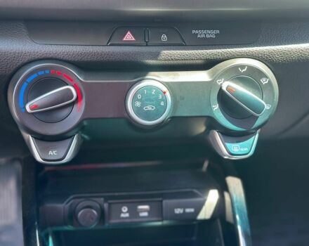 Серый Киа Рио, объемом двигателя 1.3 л и пробегом 90 тыс. км за 10200 $, фото 12 на Automoto.ua