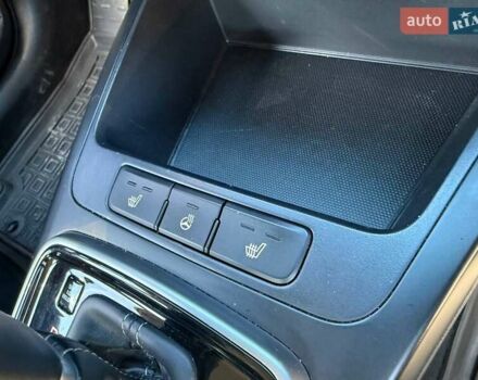 Серый Киа Рио, объемом двигателя 1.59 л и пробегом 84 тыс. км за 14899 $, фото 12 на Automoto.ua