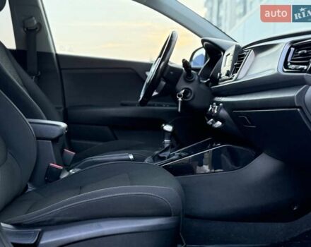 Серый Киа Рио, объемом двигателя 1.4 л и пробегом 56 тыс. км за 12800 $, фото 14 на Automoto.ua