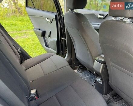 Серый Киа Рио, объемом двигателя 1.3 л и пробегом 88 тыс. км за 9700 $, фото 14 на Automoto.ua