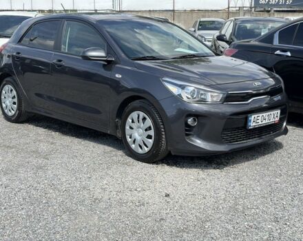 Сірий Кіа Ріо, об'ємом двигуна 1.4 л та пробігом 64 тис. км за 13999 $, фото 1 на Automoto.ua