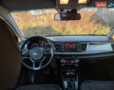 Серый Киа Рио, объемом двигателя 1.37 л и пробегом 125 тыс. км за 12000 $, фото 3 на Automoto.ua