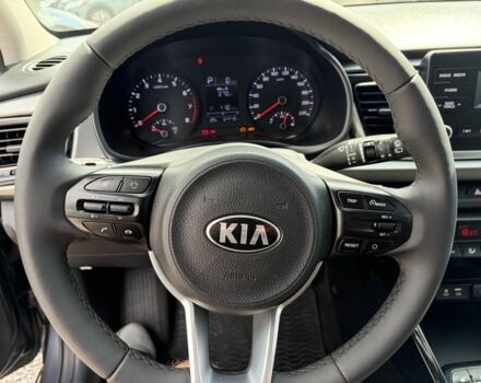 Сірий Кіа Ріо, об'ємом двигуна 1.4 л та пробігом 64 тис. км за 13999 $, фото 9 на Automoto.ua