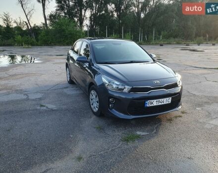 Сірий Кіа Ріо, об'ємом двигуна 1.25 л та пробігом 90 тис. км за 11400 $, фото 3 на Automoto.ua