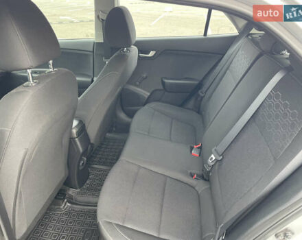 Сірий Кіа Ріо, об'ємом двигуна 1.25 л та пробігом 59 тис. км за 11600 $, фото 18 на Automoto.ua