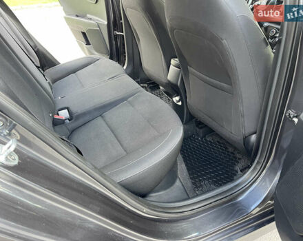 Серый Киа Рио, объемом двигателя 1.4 л и пробегом 33 тыс. км за 14500 $, фото 25 на Automoto.ua
