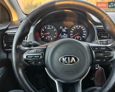 Серый Киа Рио, объемом двигателя 1.37 л и пробегом 125 тыс. км за 12000 $, фото 1 на Automoto.ua