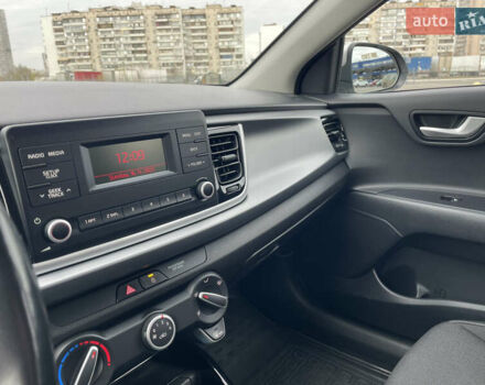 Сірий Кіа Ріо, об'ємом двигуна 1.25 л та пробігом 59 тис. км за 11600 $, фото 13 на Automoto.ua