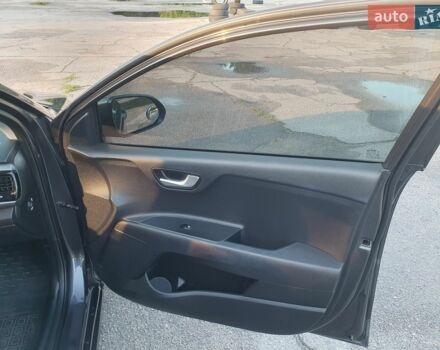 Серый Киа Рио, объемом двигателя 1.25 л и пробегом 90 тыс. км за 9900 $, фото 14 на Automoto.ua