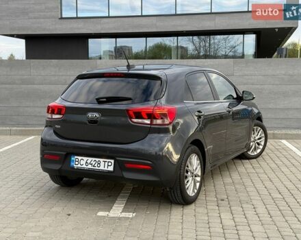 Серый Киа Рио, объемом двигателя 1.37 л и пробегом 45 тыс. км за 15300 $, фото 7 на Automoto.ua