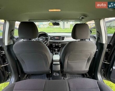 Серый Киа Рио, объемом двигателя 1.3 л и пробегом 88 тыс. км за 9700 $, фото 12 на Automoto.ua